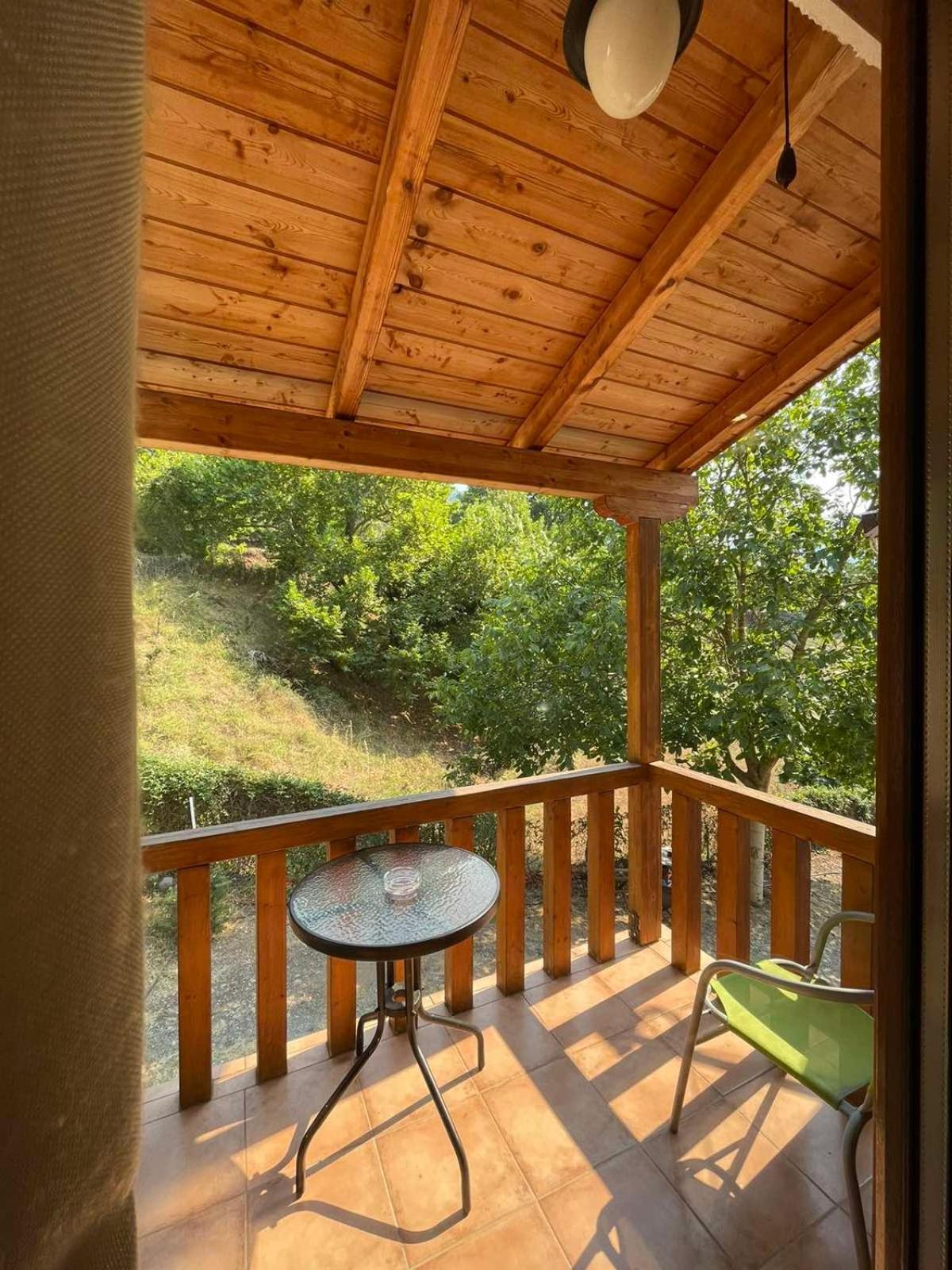 Michel Studios Kalavryta Exterior foto