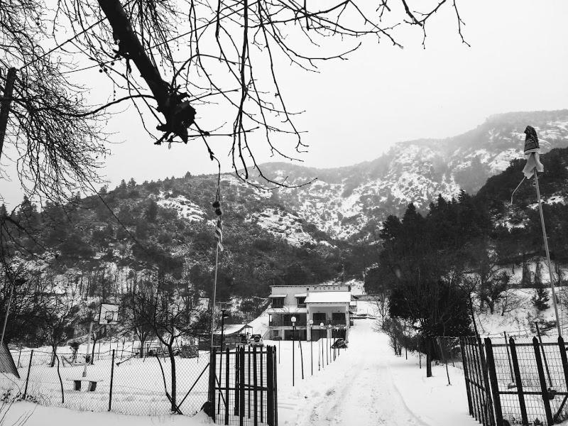 Michel Studios Kalavryta Exterior foto